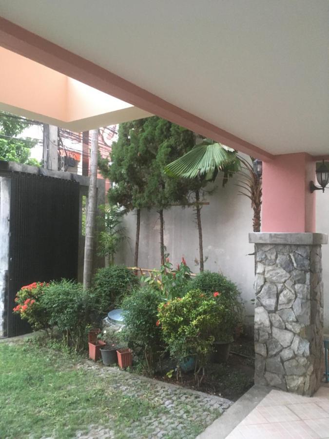 Triple Palms House Otel Chiang Mai Dış mekan fotoğraf