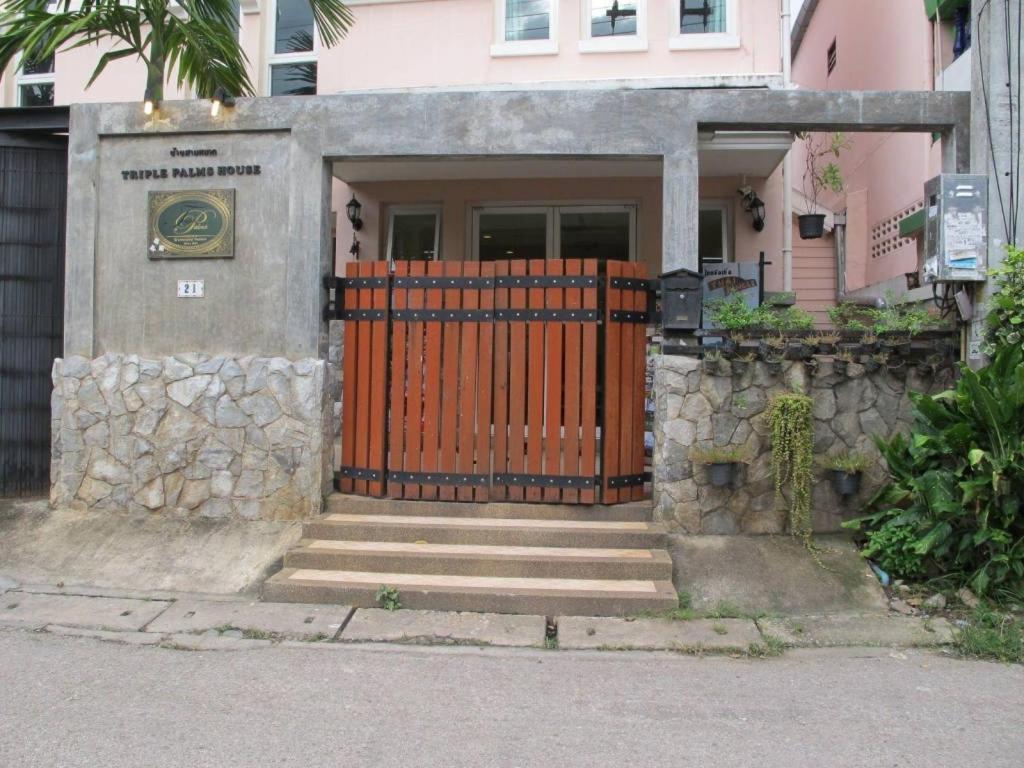 Triple Palms House Otel Chiang Mai Dış mekan fotoğraf