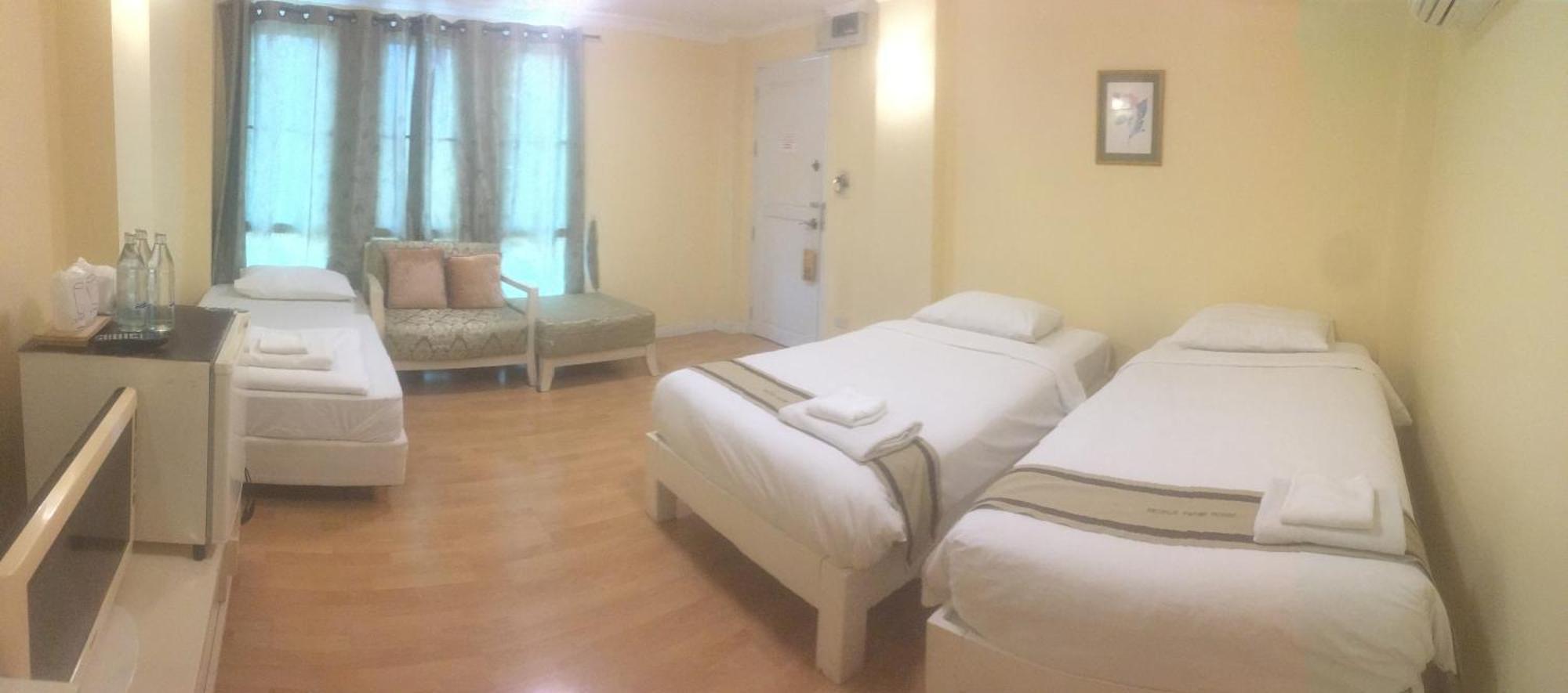 Triple Palms House Otel Chiang Mai Dış mekan fotoğraf